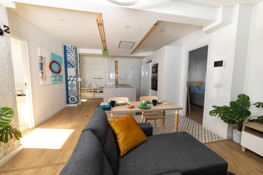 Amplio Piso De Diseno . Apartment Vigo